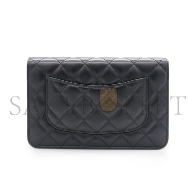 CHANEL LAMBSKIN QUILTED WALLET ON CHAIN AP0250 (19*13*3cm)